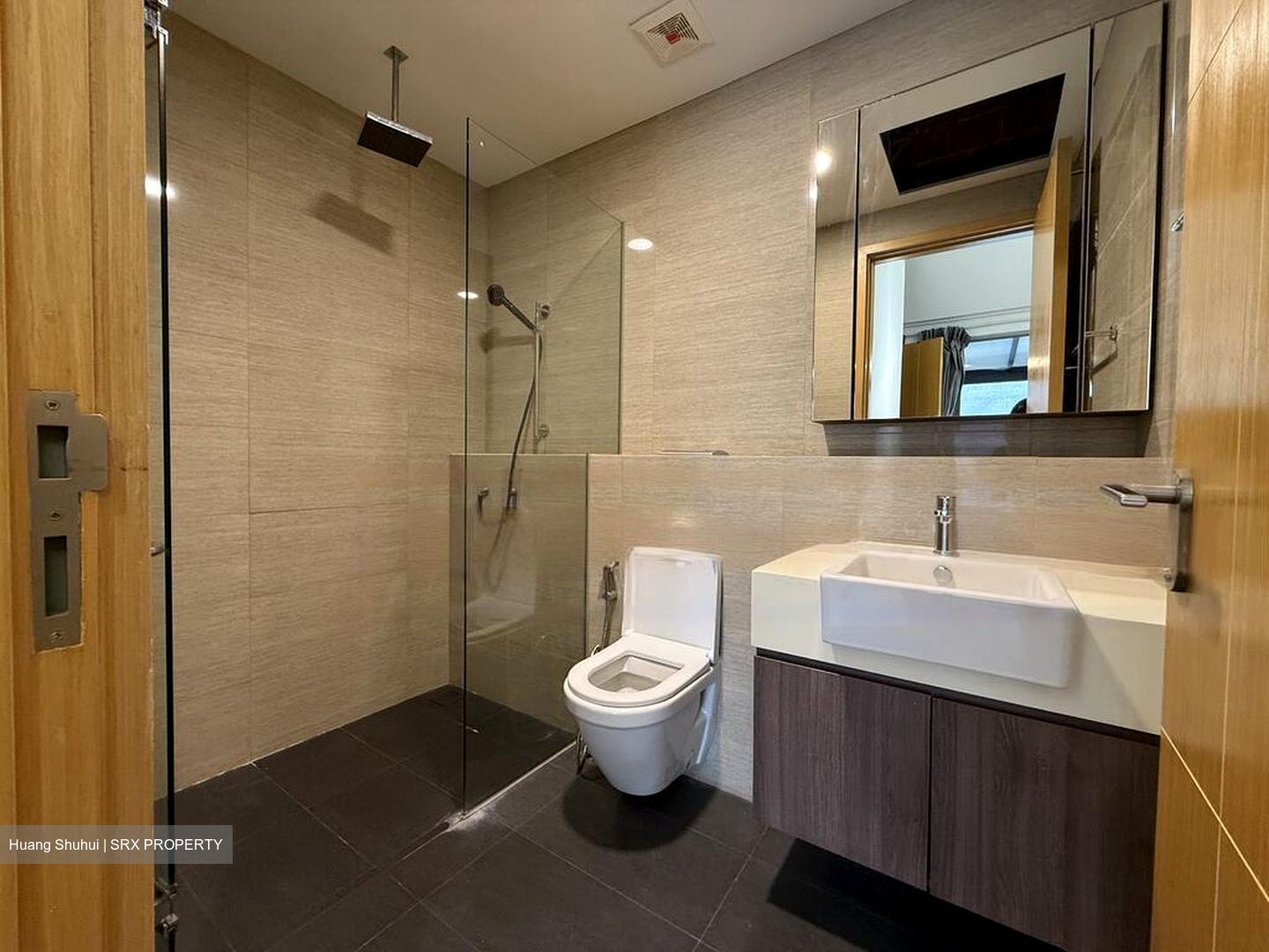 Casa Cambio (D19), Condominium #473475851